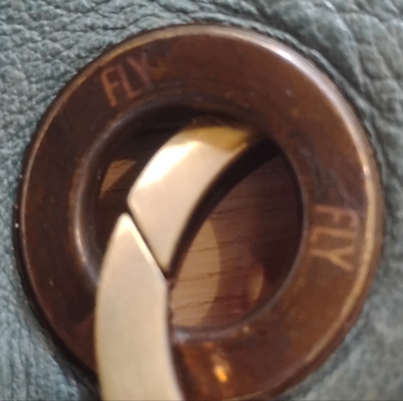 Fly London Green Leather Hammit Style Crossbody Bag - Picture 4 of 8